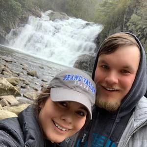 Meet your Posher, Valeria